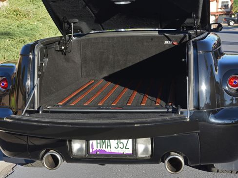 Used 2005 Chevrolet SSR w/ Preferred Equipment Group image 13