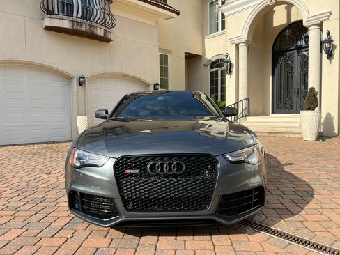 Used 2014 Audi RS 5 Coupe image 2