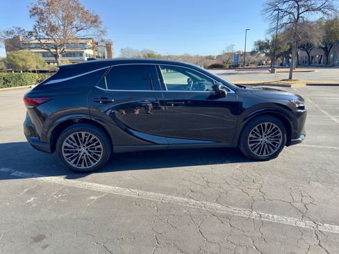 Used 2025 Lexus RX 350 FWD image 2