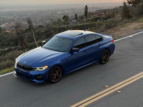 Used 2019 BMW 330i xDrive Sedan w/ M Sport Package image 12