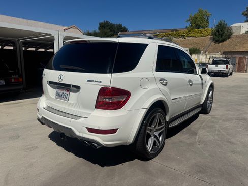Used 2010 Mercedes-Benz ML 63 AMG 4MATIC image 6
