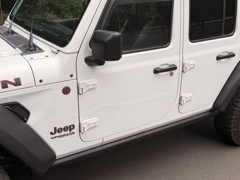 Used 2020 Jeep Wrangler Unlimited Rubicon AWD/4WD image 6