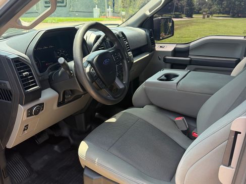 Used 2018 Ford F150 XL w/ Equipment Group 101A Mid RWD image 9