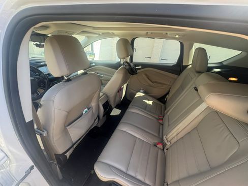 Used 2017 Ford Escape Titanium w/ Equipment Group 301A AWD/4WD image 15