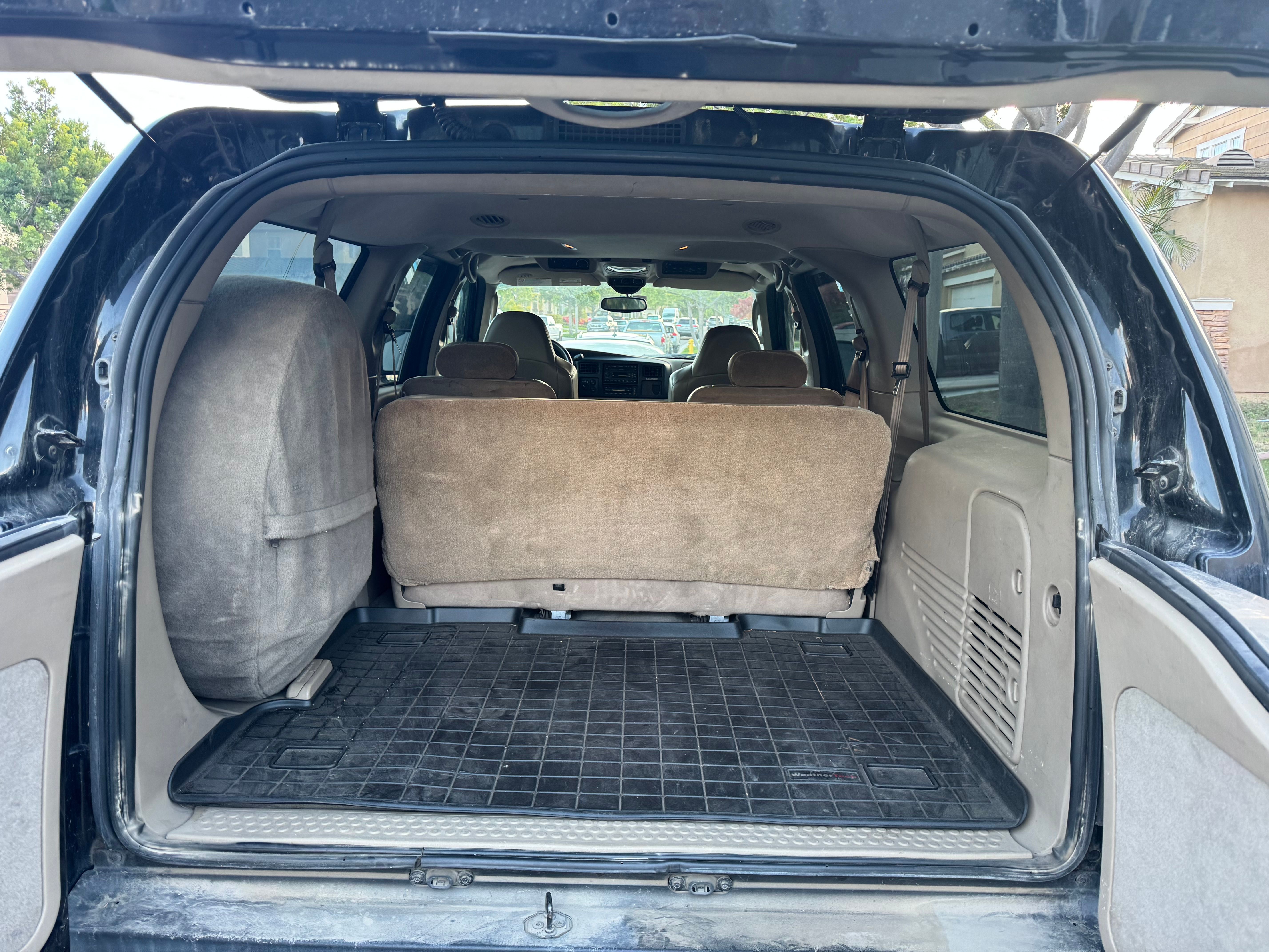 Used 2005 Ford Excursion Limited AWD/4WD image 6