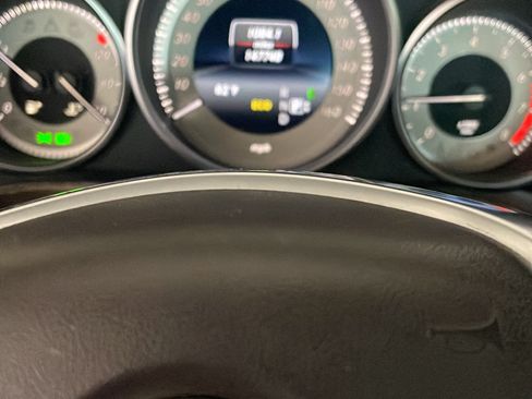 Used 2014 Mercedes-Benz E 350 Sedan image 9
