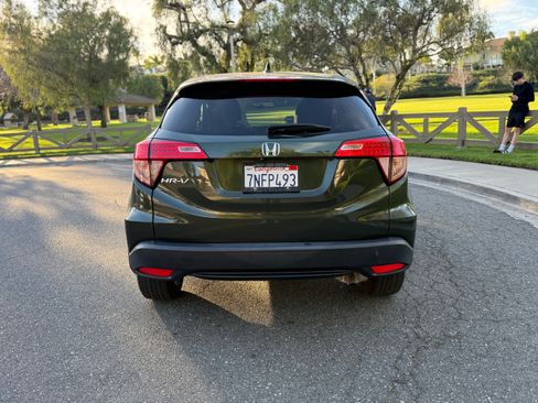Used 2016 Honda HR-V EX image 6