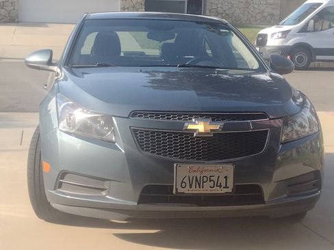 Used 2012 Chevrolet Cruze LT image 1