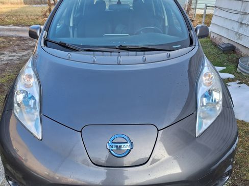 Used 2013 Nissan Leaf S w/ Charger Pkg image 5