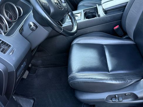 Used 2011 MAZDA CX-9 Touring w/ Moonroof & Bose Audio Pkg FWD image 8