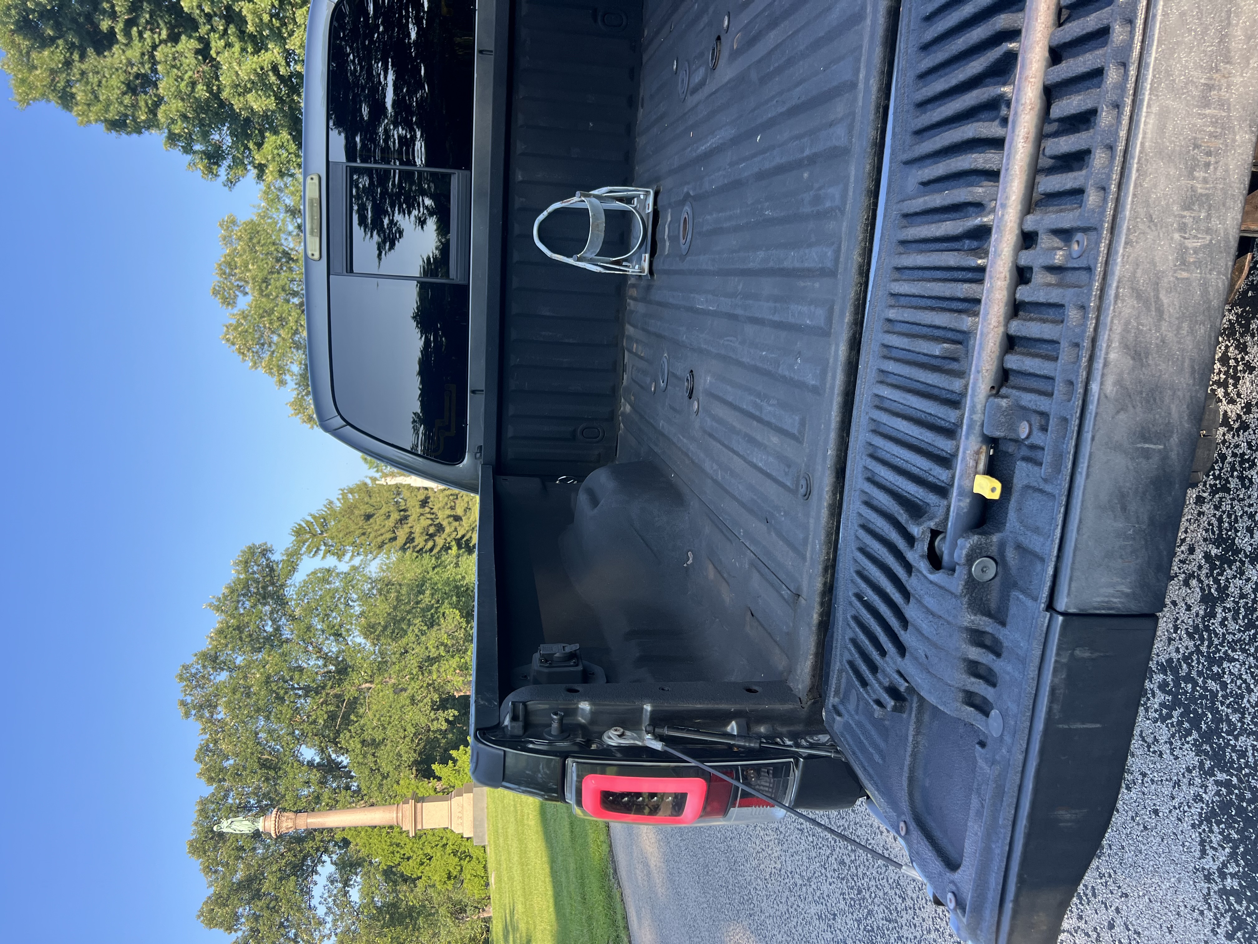 Used 2016 Ford F350 Lariat w/ Lariat Ultimate Package AWD/4WD image 37