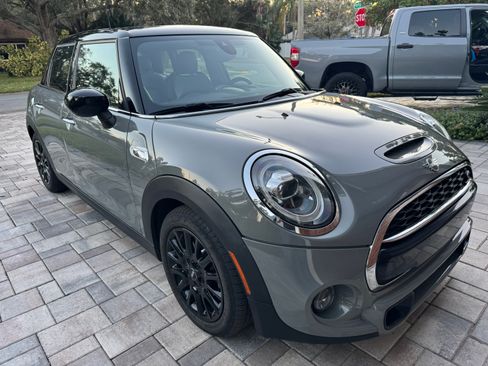 Used 2020 MINI Cooper S image 2