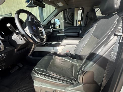 Used 2019 Ford F350 Lariat w/ Lariat Ultimate Package AWD/4WD image 19