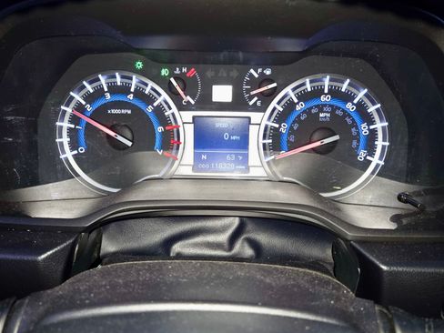 Used 2016 Toyota 4Runner Limited image 13