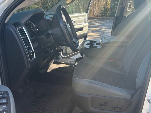 Used 2018 RAM 1500 Big Horn image 13