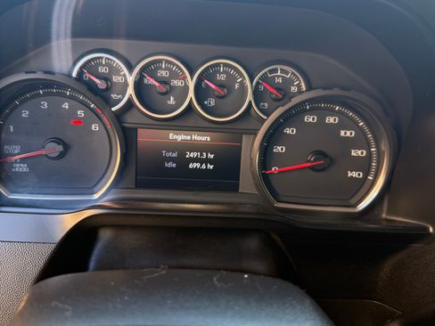 Used 2020 Chevrolet Silverado 1500 LT w/ All-Star Edition image 5