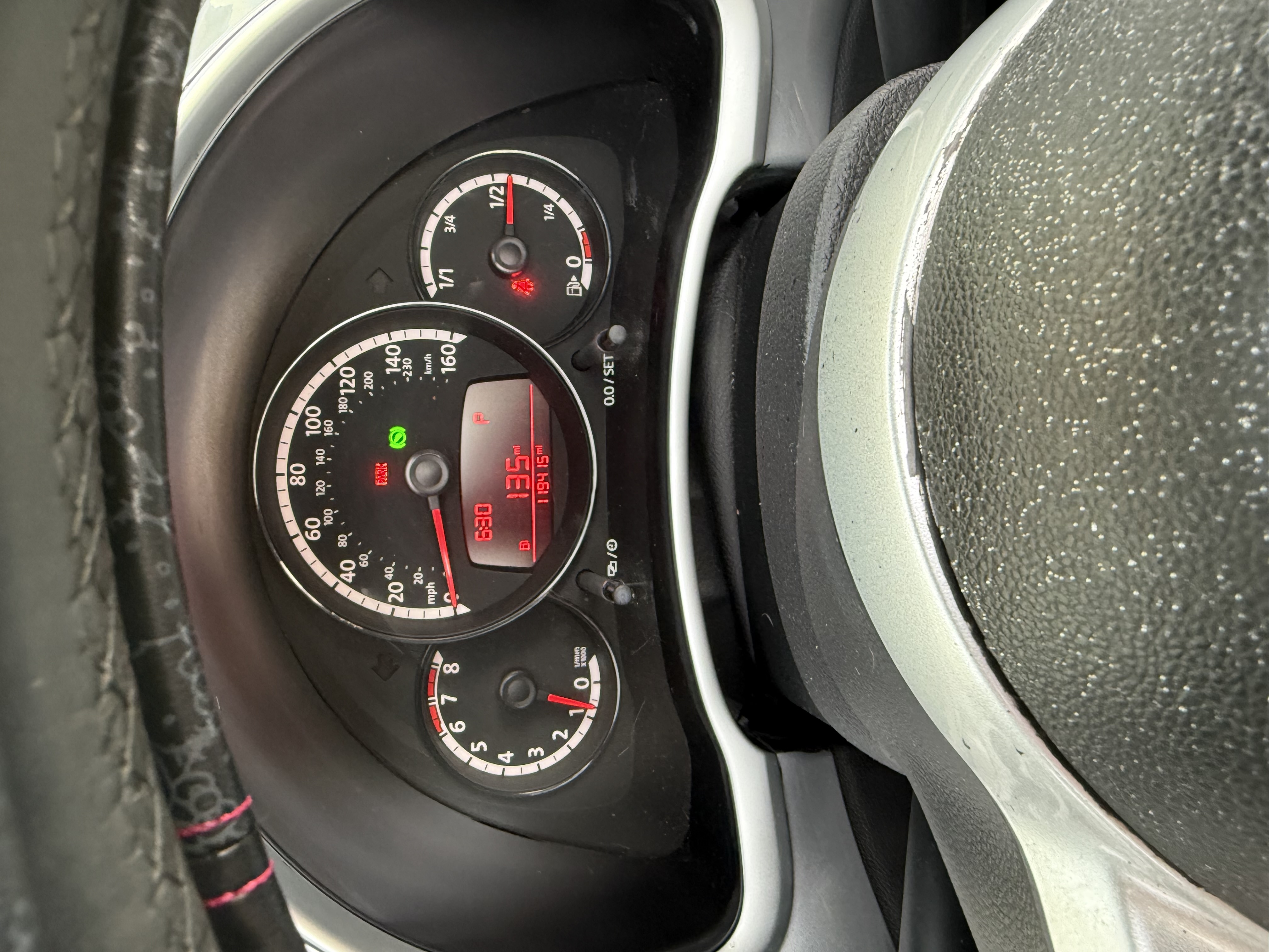 Used 2013 Volkswagen Beetle 2.5 FWD image 2