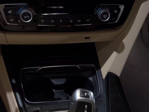 Used 2017 BMW 330e image 4