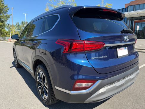 Used 2019 Hyundai Santa Fe AWD w/ Cargo Package image 9