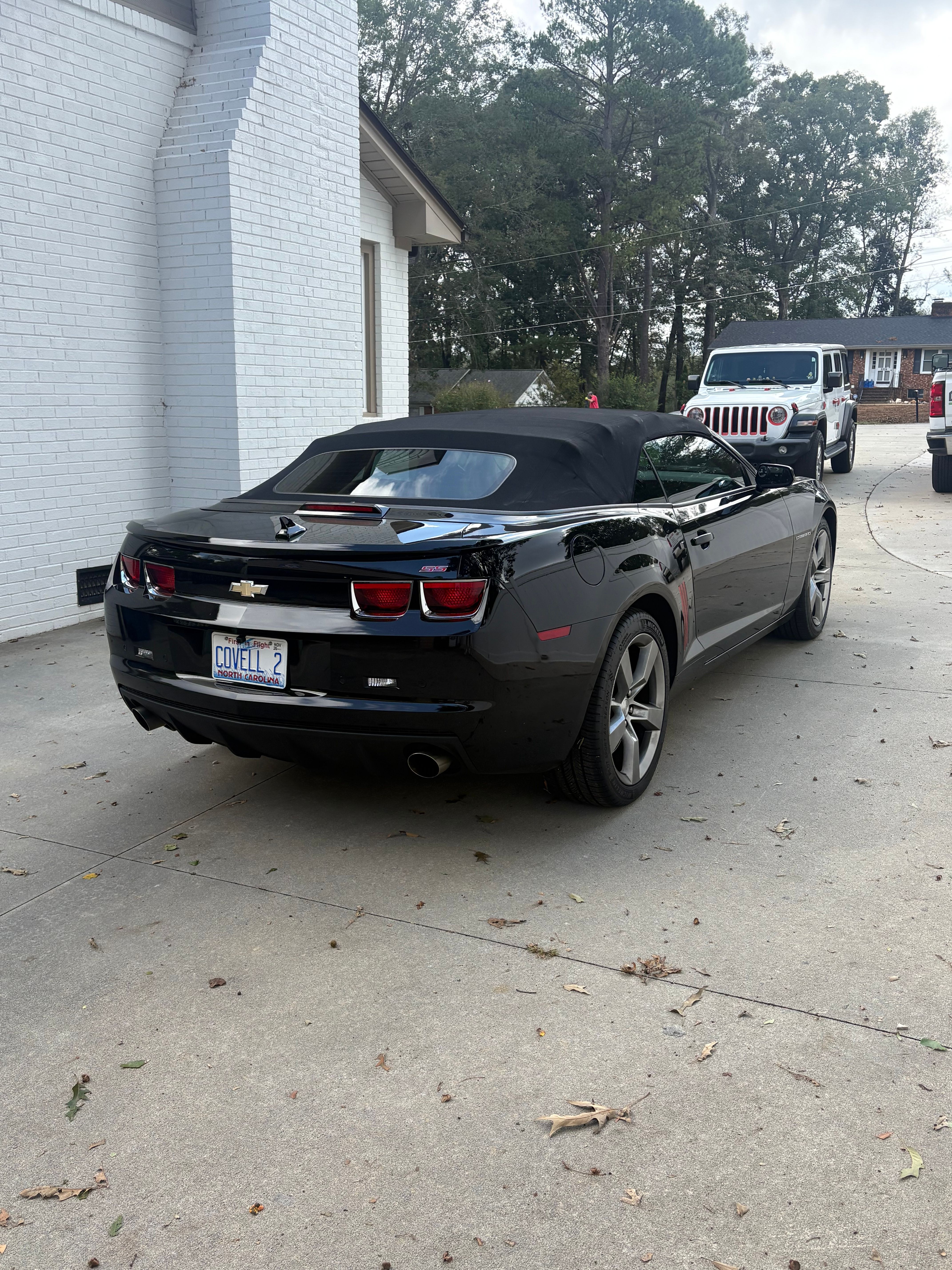 Used 2011 Chevrolet Camaro SS w/ RS Package RWD image 4