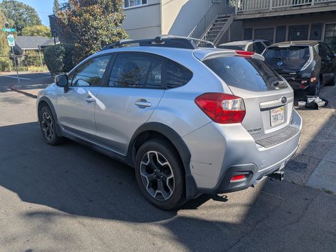 Used 2014 Subaru Crosstrek 2.0i Limited AWD/4WD image 8