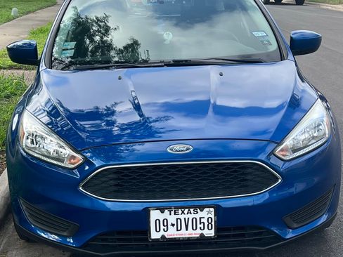 Used 2018 Ford Focus SE image 1