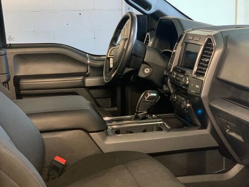 Used 2018 Ford F150 XLT w/ Equipment Group 302A Luxury image 10