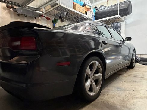 Used 2012 Dodge Charger SE image 12