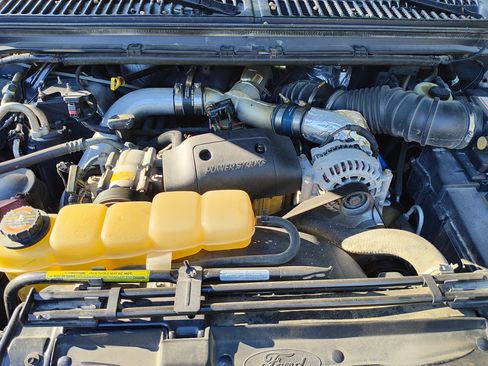 Used 2001 Ford F350 Long Bed image 14