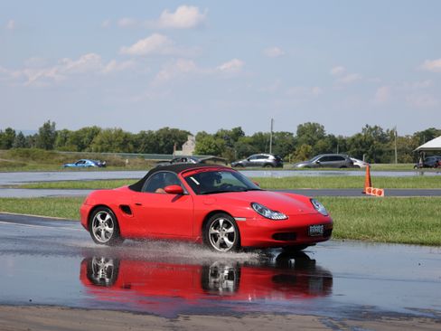 Used 2002 Porsche Boxster image 1