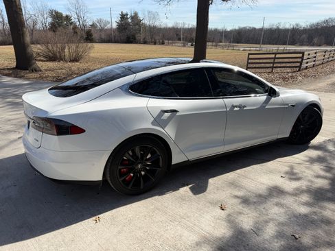 Used 2016 Tesla Model S 90D AWD/4WD image 2