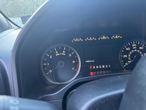 Used 2016 Ford F150 XLT w/ Equipment Group 302A Luxury image 14