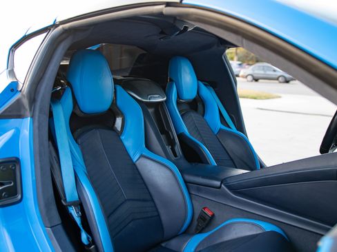 Used 2020 Chevrolet Corvette Stingray Premium Cpe w/ 3LT Preferred Equipment Group image 13