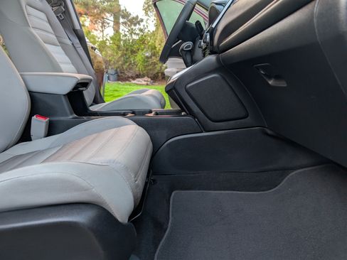 Used 2017 Honda CR-V EX image 5