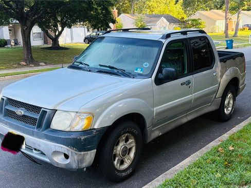 Used 2001 Ford Explorer Sport Trac 4x4 image 4