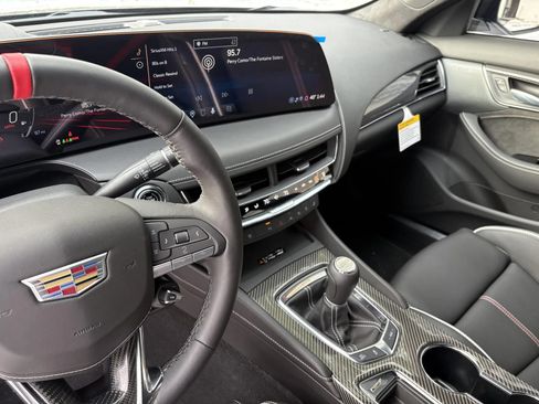 Used 2026 Cadillac CT5 V Blackwing RWD image 6