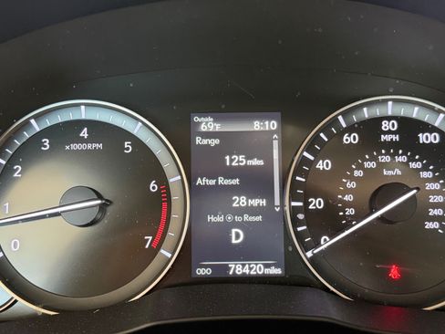 Used 2016 Lexus ES 350 w/ Luxury Package w/Wood Trim FWD image 6