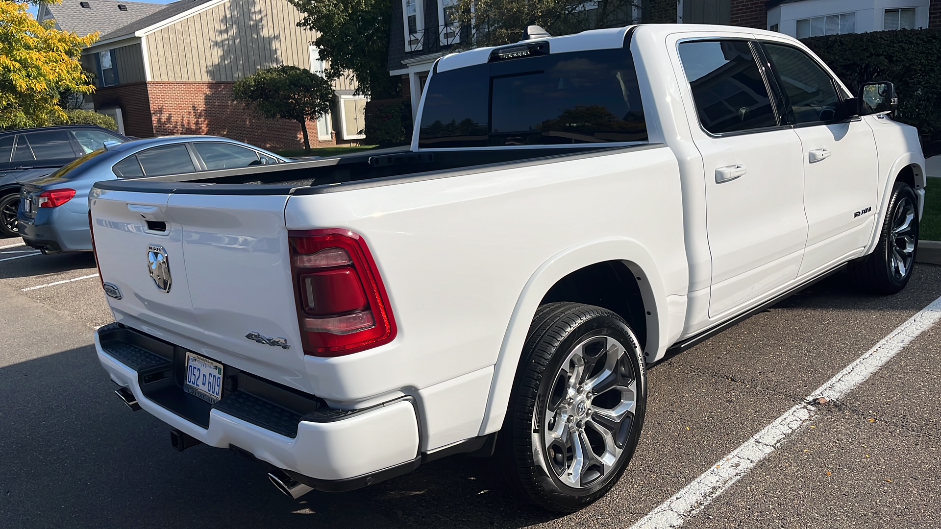 Used 2023 RAM 1500 Limited AWD/4WD image 10
