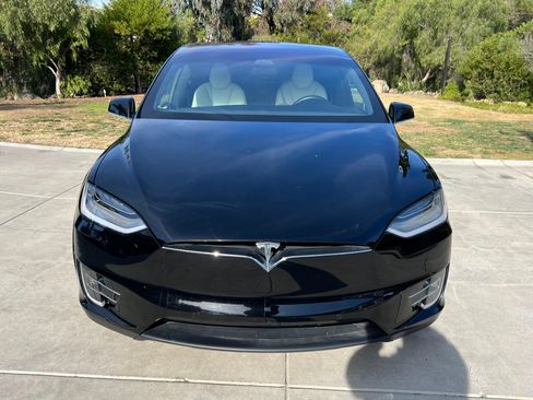 Used 2021 Tesla Model X Long Range image 6