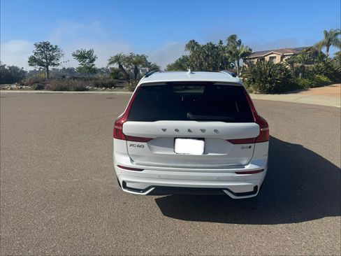 Used 2024 Volvo XC60 B5 Plus w/ Protection Package Premier image 5