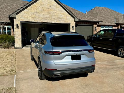 Used 2019 Porsche Cayenne image 9