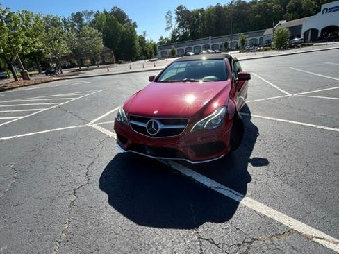 Used 2016 Mercedes-Benz E 550 Cabriolet image 4