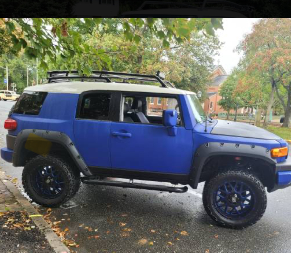 Used 2007 Toyota FJ Cruiser 4WD w/ Convenience Pkg image 4