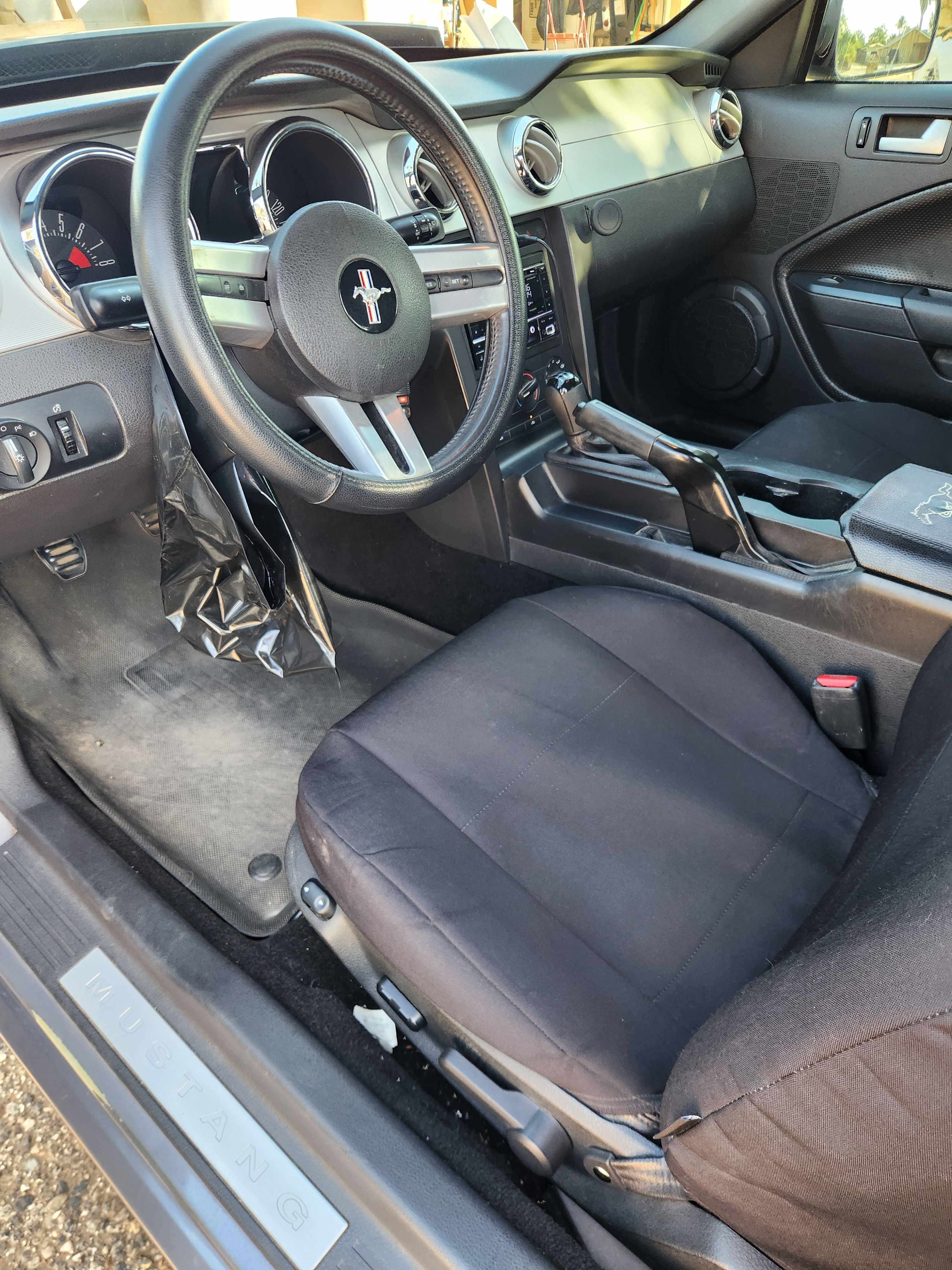 Used 2006 Ford Mustang GT RWD image 9