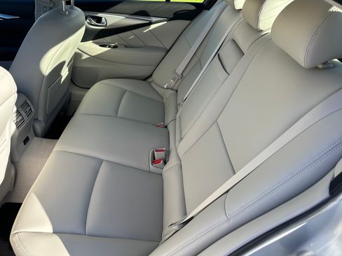 Used 2020 INFINITI Q50 Luxe w/ Essential Package (3.0T Luxe) image 13