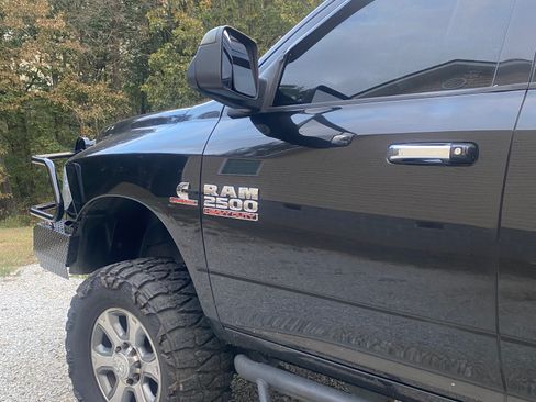 Used 2017 RAM 2500 SLT image 1