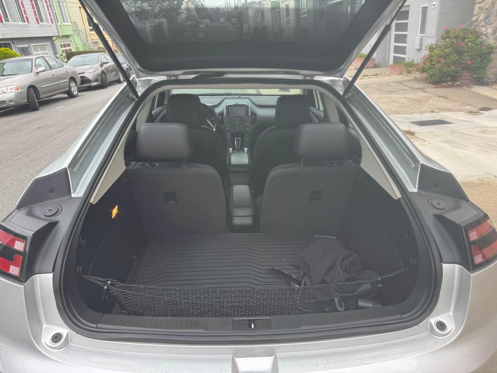 Used 2015 Chevrolet Volt Premium w/ Premium Trim Package FWD image 11