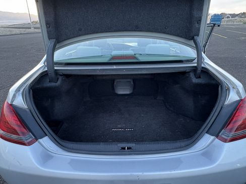 Used 2010 Toyota Avalon XL image 12