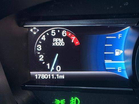 Used 2016 Ford Explorer Limited FWD image 10