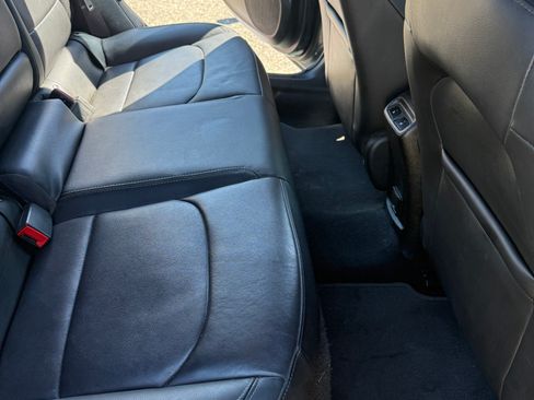 Used 2017 Chevrolet Cruze Premier image 15